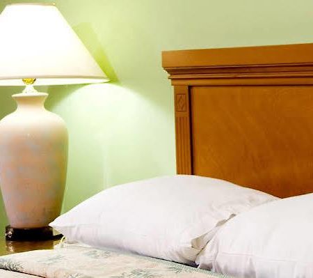 Shut Eye Hotel Alexander 외부 사진